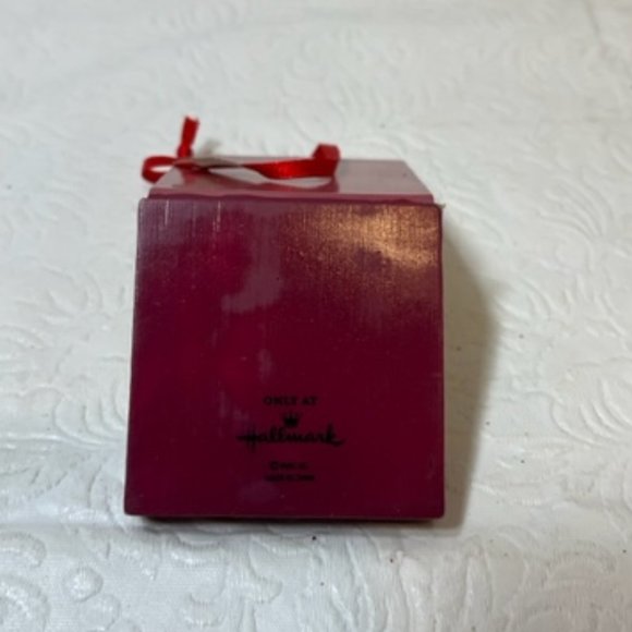 Hallmark Box of Chocolates "Friends...Irresistible" Christmas Ornament 2"x3" - Picture 4 of 6